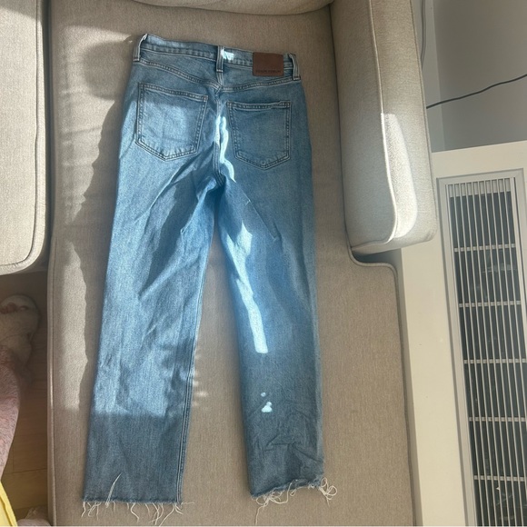 Aritzia Arlo Straight Leg Jeans (brand new) - Picture 2 of 6